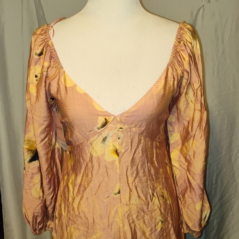 Millibon Median Elegant Pink Floral Women's Dress With Balloon Sleeves - Picture 2 of 8